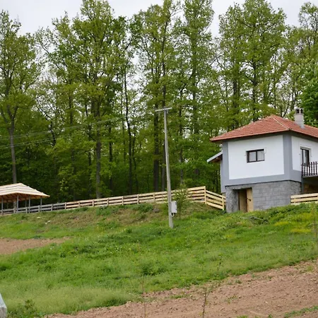 Brusnica Konaci גורני מילנובץ