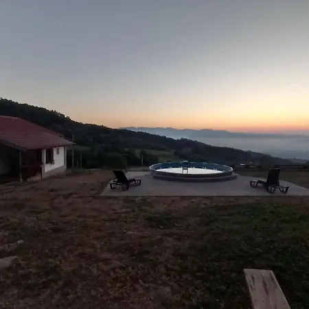 Brusnica Konaci דירה *