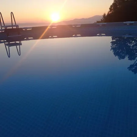 Brusnica Konaci * גורני מילנובץ